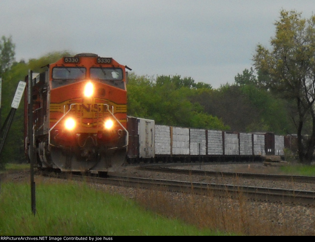 BNSF 5330 East